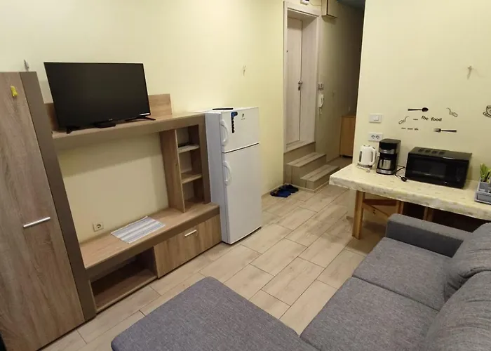 Luxury Neptune Center Daire